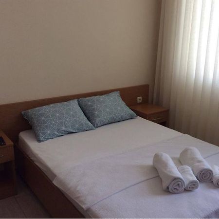 Ayvalik Konak Pansiyon Екстер'єр фото