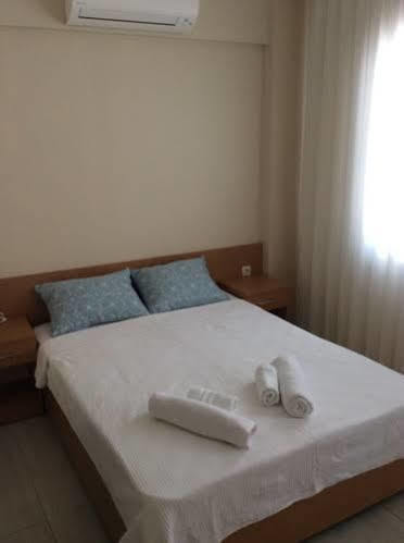 Ayvalik Konak Pansiyon Екстер'єр фото